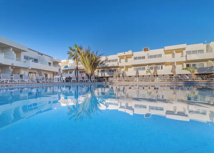 Hotels With Four Stars Arena Suite - Adults Only