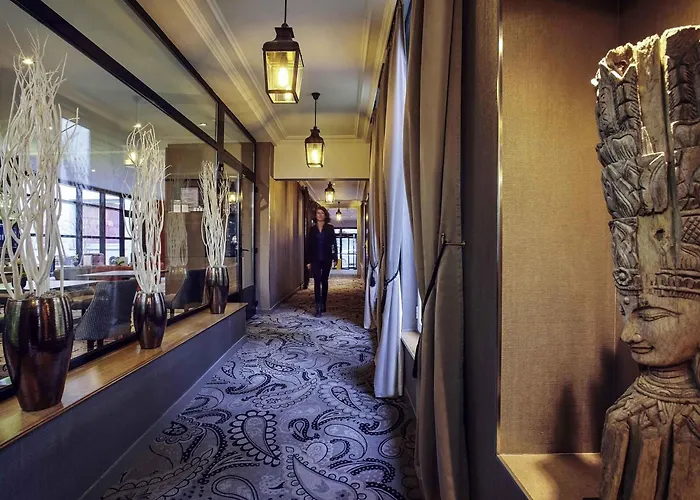  Mercure Tour Eiffel Grenelle