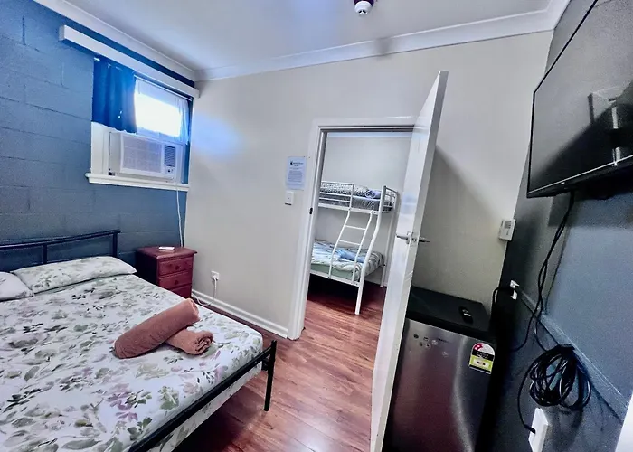The Hostels Port Adelaide Backpackers