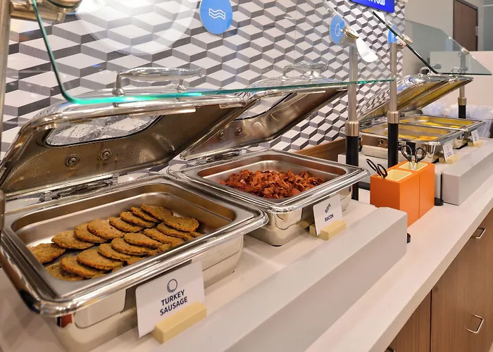 Holiday Inn Express Los Angeles Lax Airport By Ihg