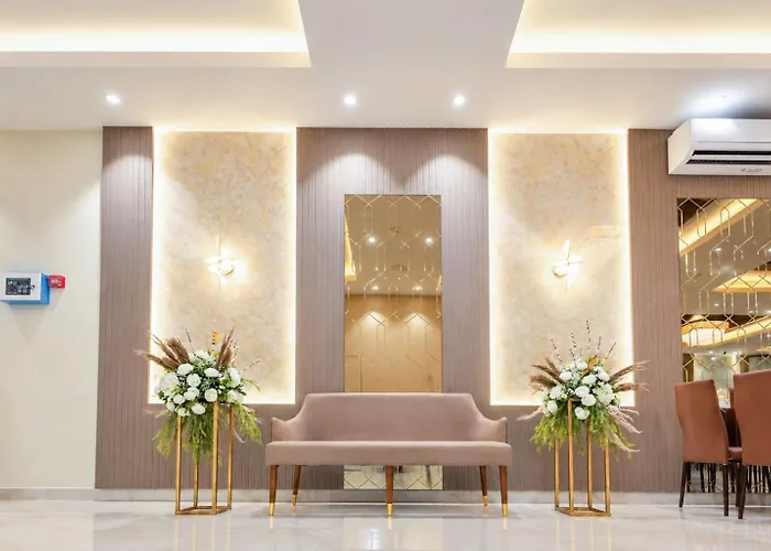 City Hotel
