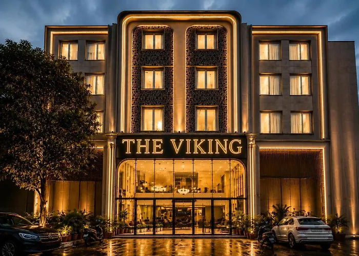 Hotel The Viking - Near New Delhi Railway & Connaught Place