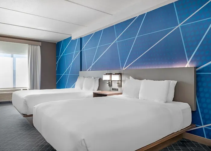 Comfort Inn & Suites Frisco East - Mckinney
