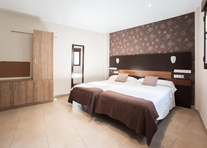 Apartamentos Reyes Católicos
