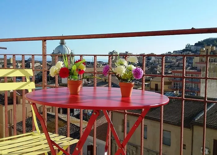 Castel Sant'Angelo Sea View