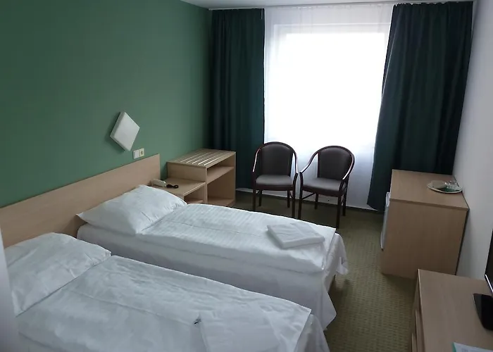 Hotel cerca del colegio: Hotel Mars