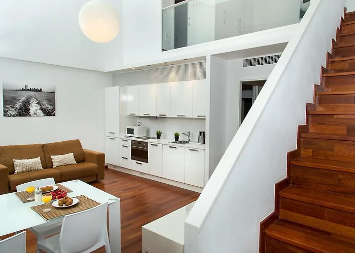 Glasir Homes