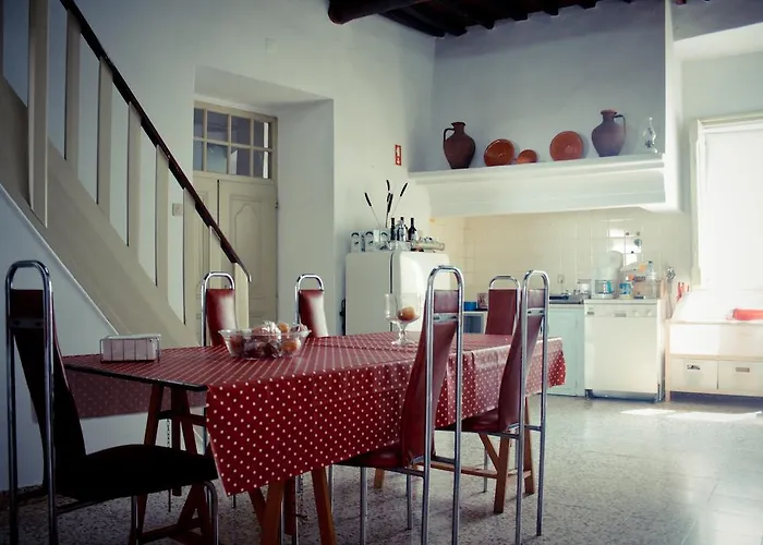 Hotel perto da faculdade: Hostel Portalegre