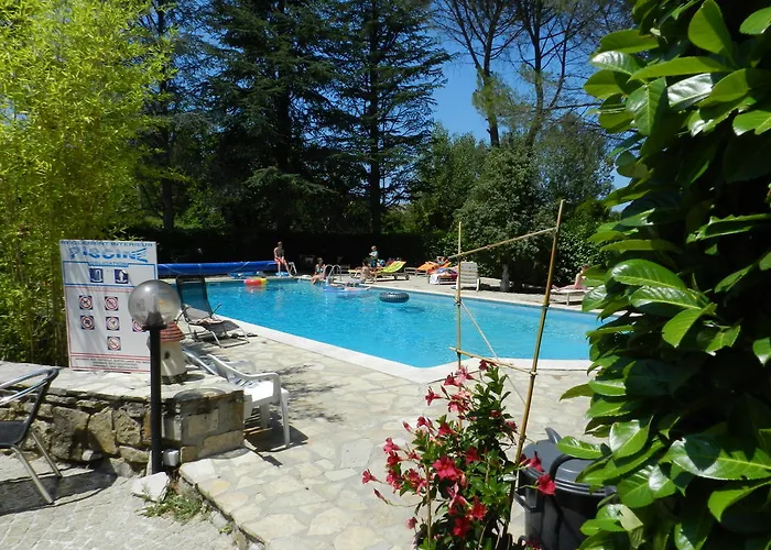 Hotel Domaine de La Tour à Salavas