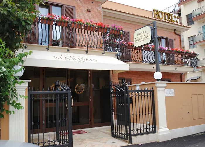 Hotel Maximo