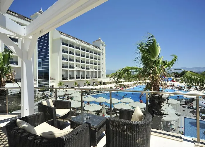 Lake & River Side & Spa