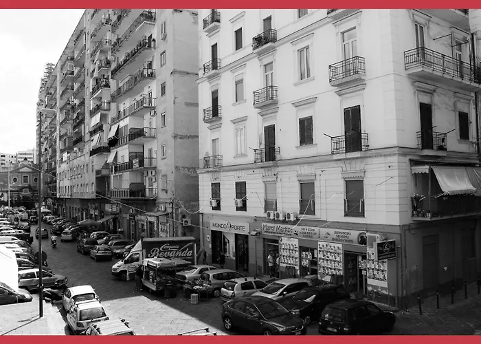 Albergo economico: B&B La Storia Di Napoli