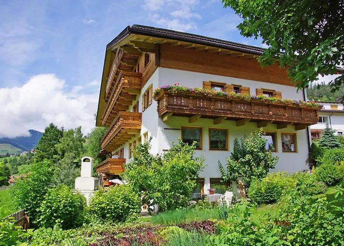 Hotel Ping Pong: Pensione Arnica