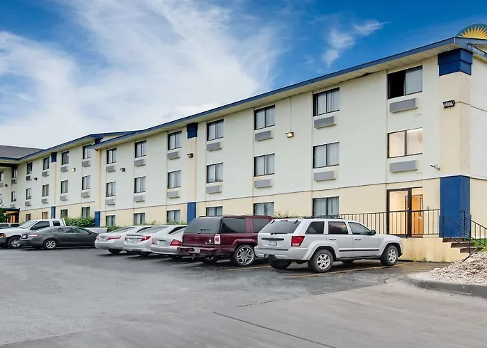 All Motels Days Inn Austin Crossroads