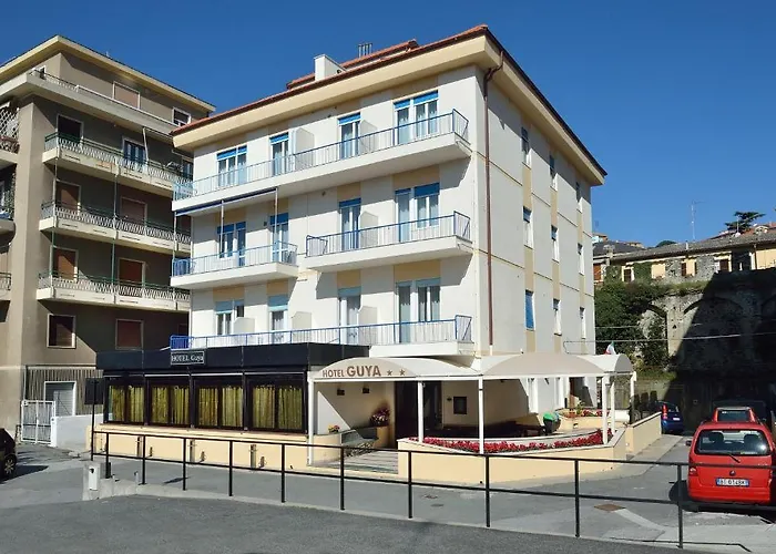 Hotel Ping Pong: Hotel Guya