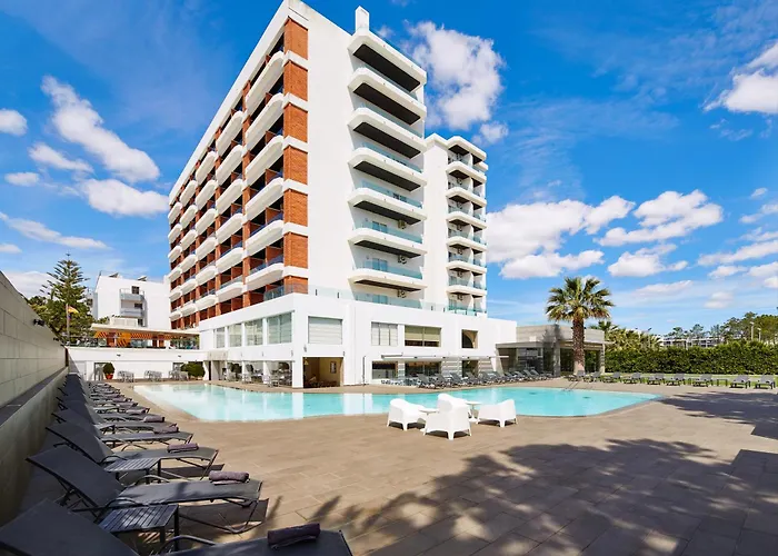 Alcazar Hotel & Spa