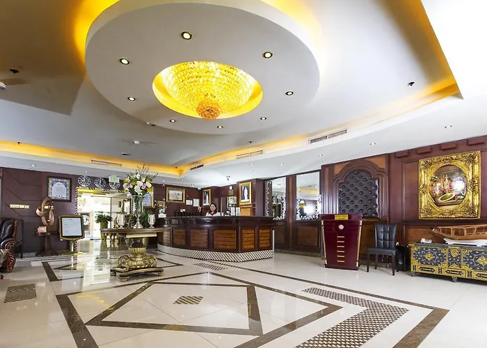 Cheap hotel: Tourist Hotel