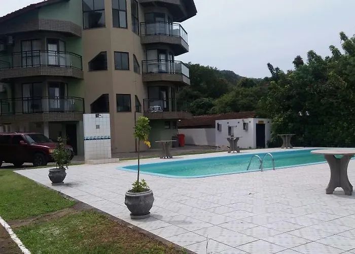 Apartamento pé na areia de 1 dormitório com vista para Praia ou vista lateral Pontas das Canas