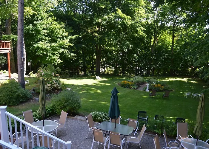 Hawthorn Inn