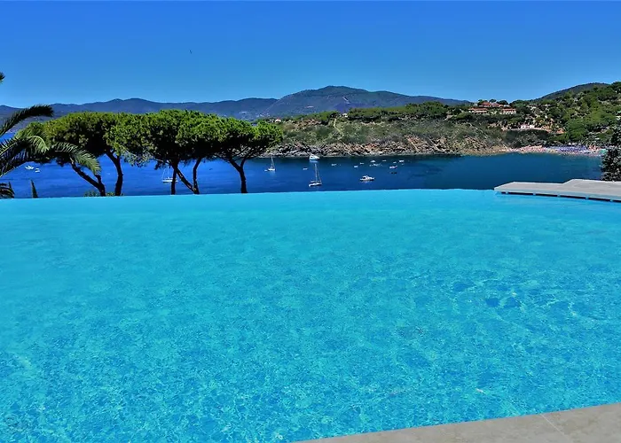 Hotel Con Piscina Residence Cala Silente