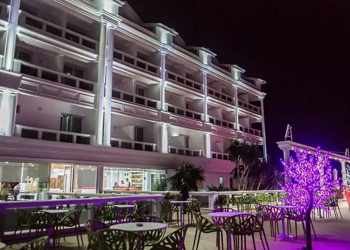 Hotel di lusso: Santa Quaranta Premium Resort