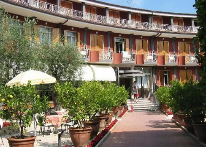 Hotel 3 stelle: Hotel Continental