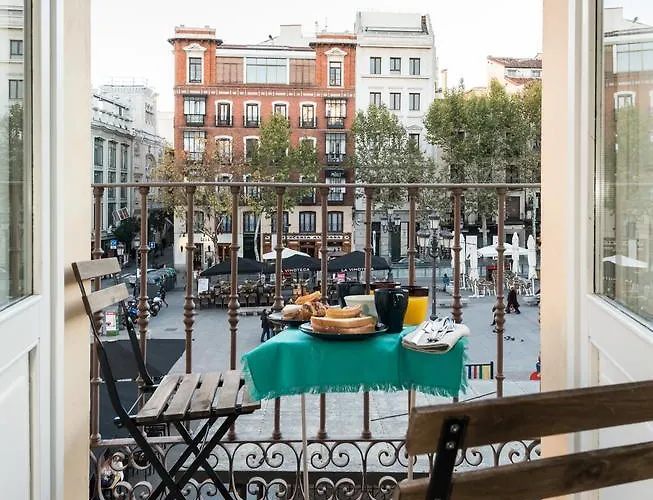 Plaza Santa Ana