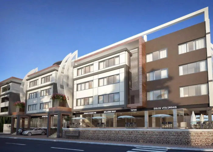 Hotel boutique: Ducassi Suites Beach Club & Spa Rooftop Pool