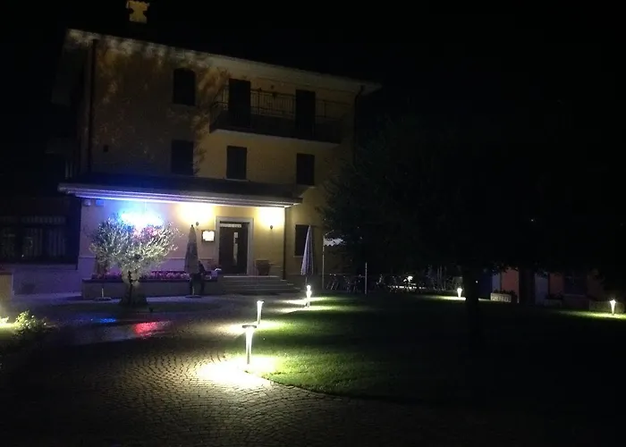 Hotel Panineria Colombera Rossa