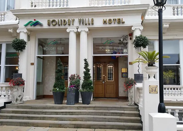 Hôtel 3 étoiles: Holiday Villa Hotel