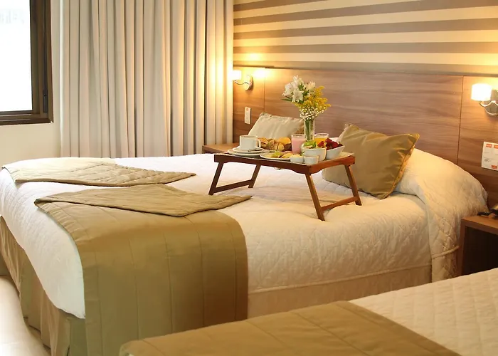 Hotel central: Hotel Continental Business - 200 metros do Complexo Hospitalar Santa Casa