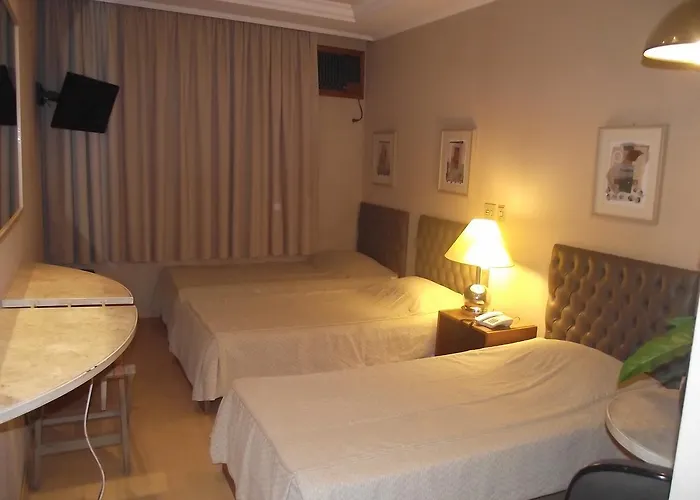 Resort: Augustus Plaza Hotel