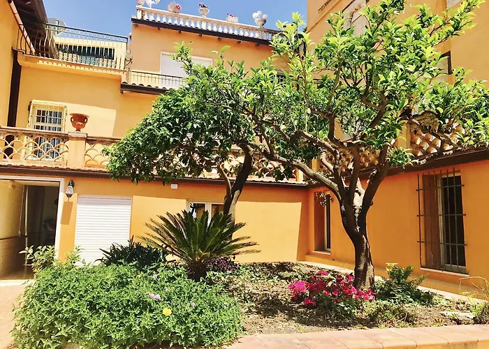 Jacuzzi hotel: Hotel Villa Riis