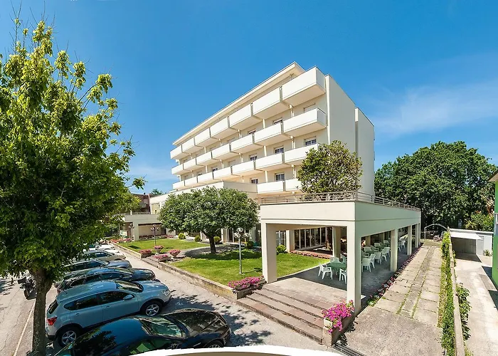 Hotel Ping Pong: Hotel Le Querce