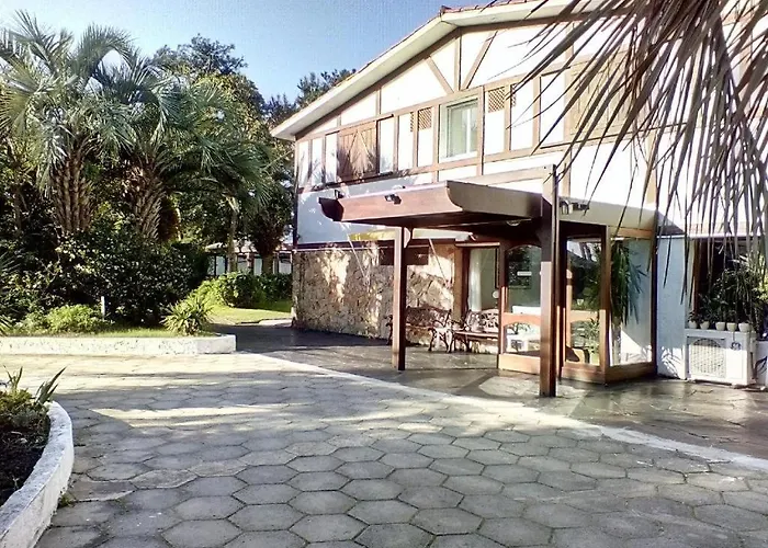 Hotel Oasis