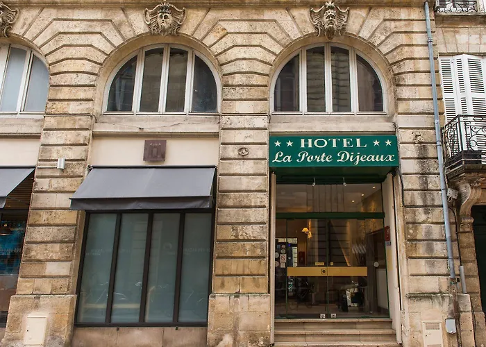 La Porte Dijeaux