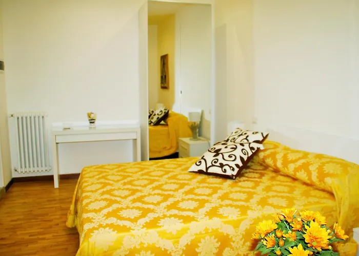 Alojamento com o café da manhã Apenas: Have A Nice Holiday - Luxury Rooms