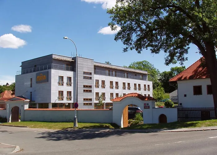 In Luxury hotels Meritum
