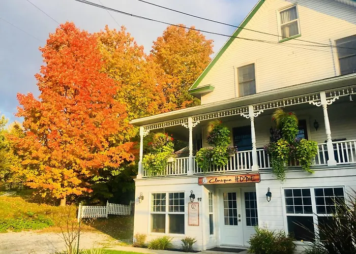 Cabin: Suites North Hatley