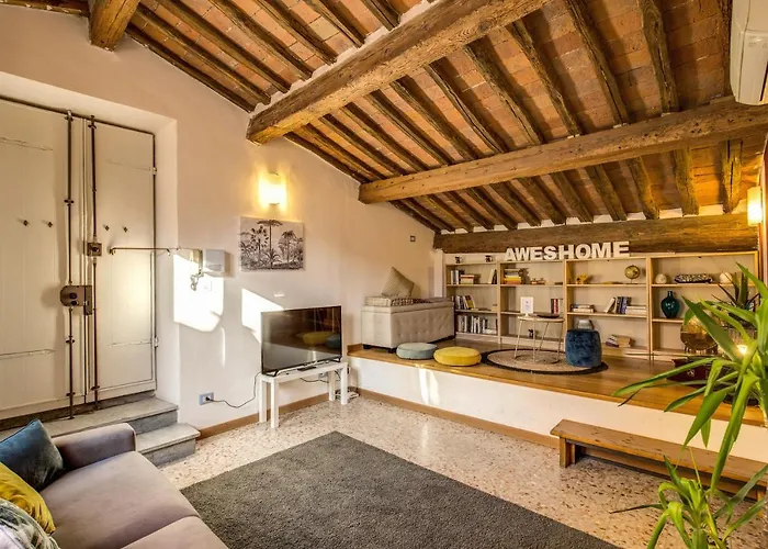 Casa vacanza: Aweshomeitaly - Lungarno Bellavista Penthouse