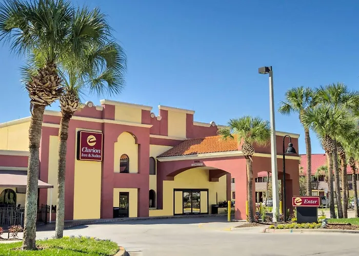  Clarion Inn & Suites At International Drive