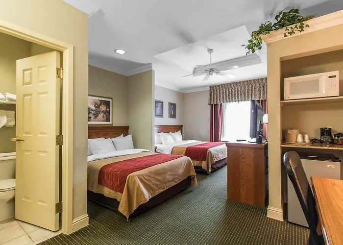 Comfort Inn At Northwest Expressway