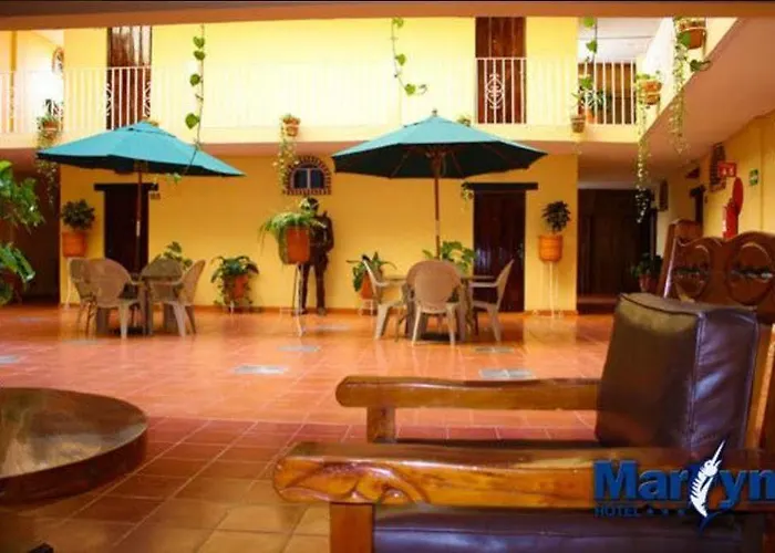 Cheap hotel: Hotel Marlyn