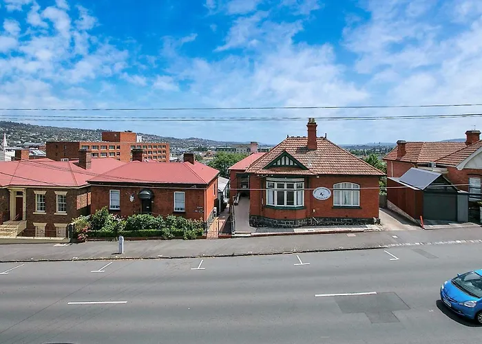 Hotels With Four Stars Apartments At York Mansions