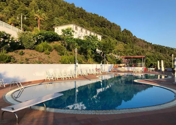 Hotel con piscina: Hotel Residenza del Golfo