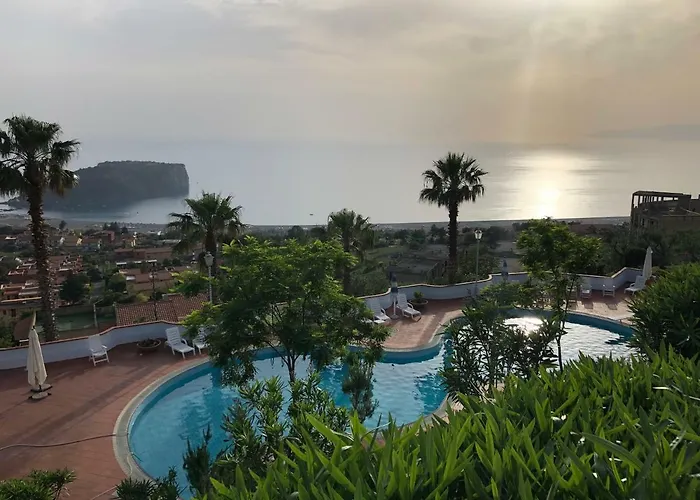 Hotel Con Piscina Residenza Del Golfo