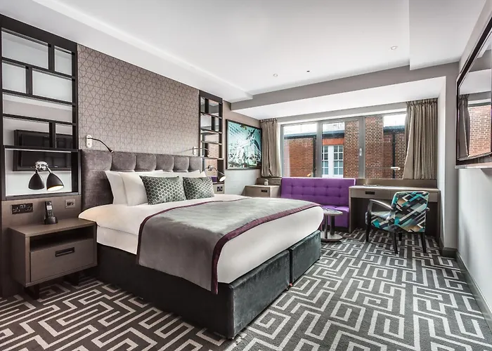 Luxury hotel only: Courthouse Hotel Shoreditch