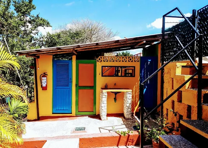 Hotel near College: Hostel Candelaria