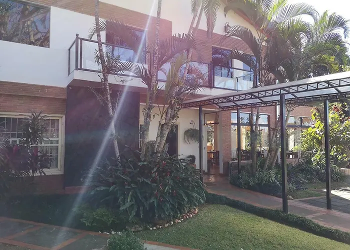 Las Orquideas Parque Hotel Ciudad del Este