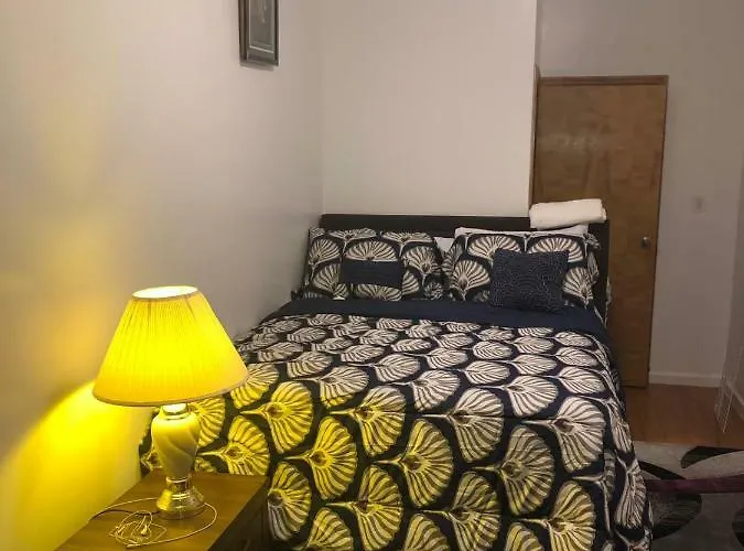 Happy Home Stay